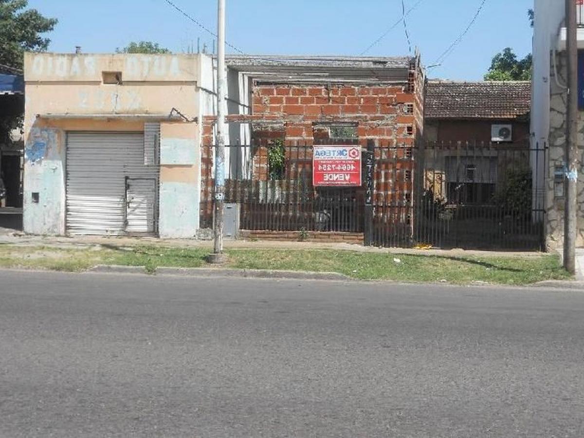 2 bedrooms House in San Miguel, Argentina No. 83876