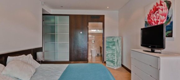 4 bedrooms House in Almada, Portugal No. 111209 9