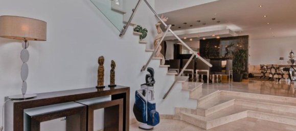 4 bedrooms House in Almada, Portugal No. 111209 4