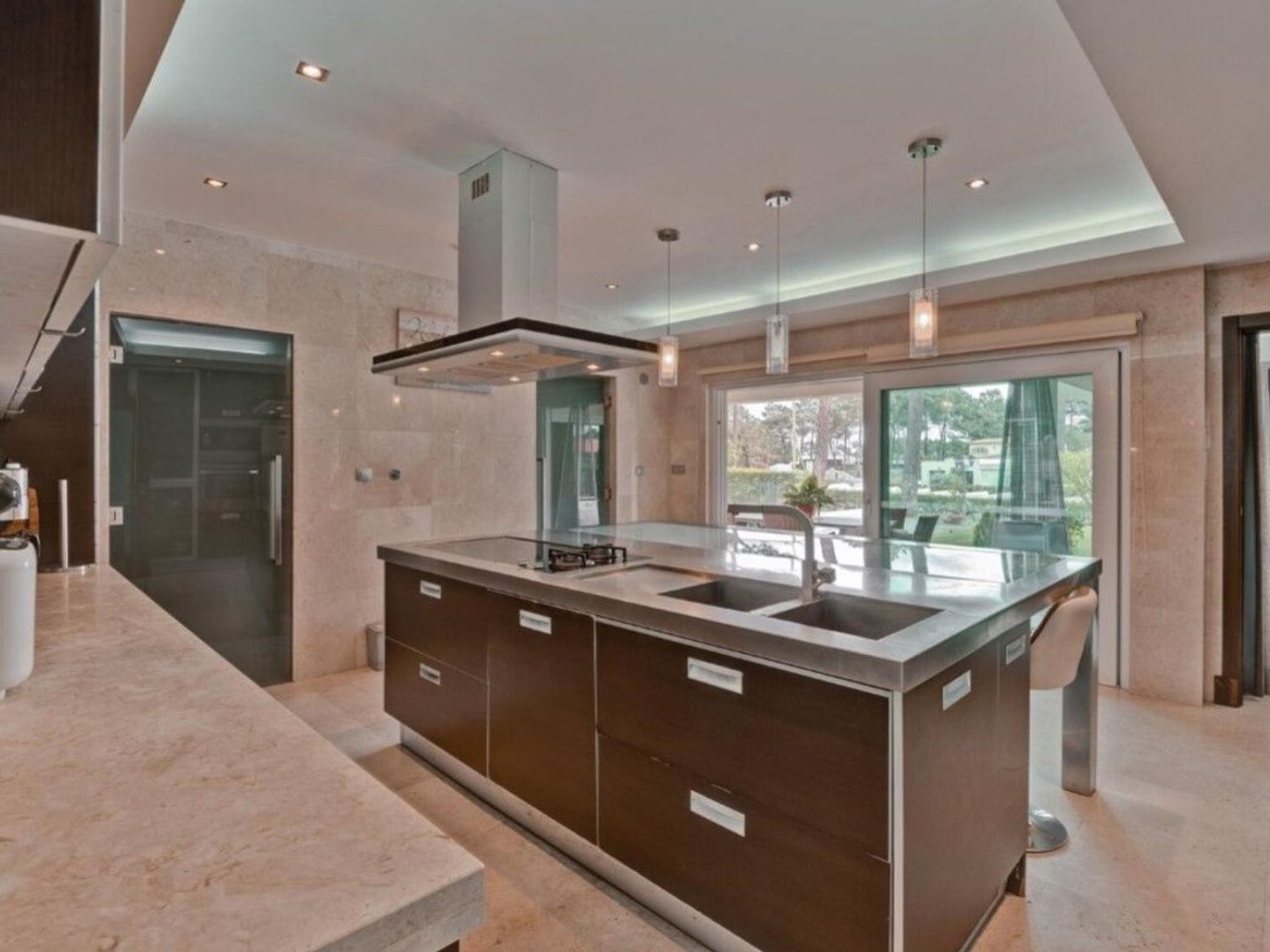 4 bedrooms House in Almada, Portugal No. 111209