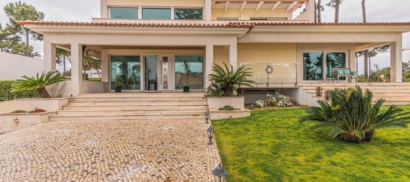 4 bedrooms House in Almada, Portugal No. 111209 3