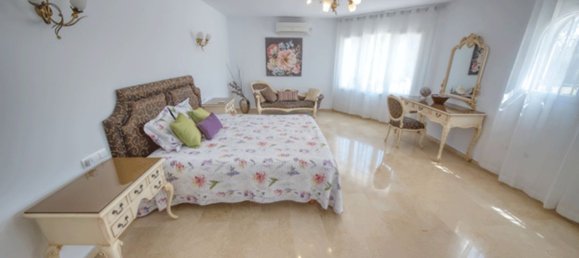 4 bedrooms Villa in Benalmadena, Spain No. 42906 16