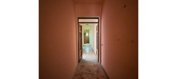 Вилла с 5 комнатами в Фрассо Телезино, Италия № 110301 2