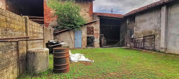 3 rooms House in Spineda, Italy No. 5069 26