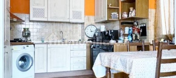 Apartamento de 2 dormitorios en Monza, Italy No. 234743 2