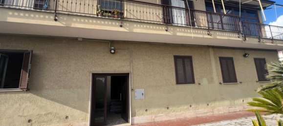 12 bedrooms House in Rome, Italy No. 335216 8