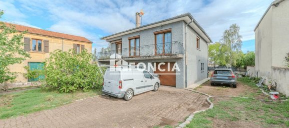 Дом с 3 спальнями в Роанн, Франция № 355503 3