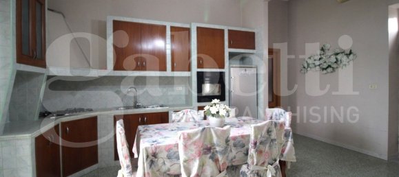 2غرفة شقة في Arzano, Italy رقم 261148 6