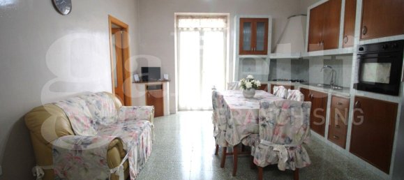 2غرفة شقة في Arzano, Italy رقم 261148 3