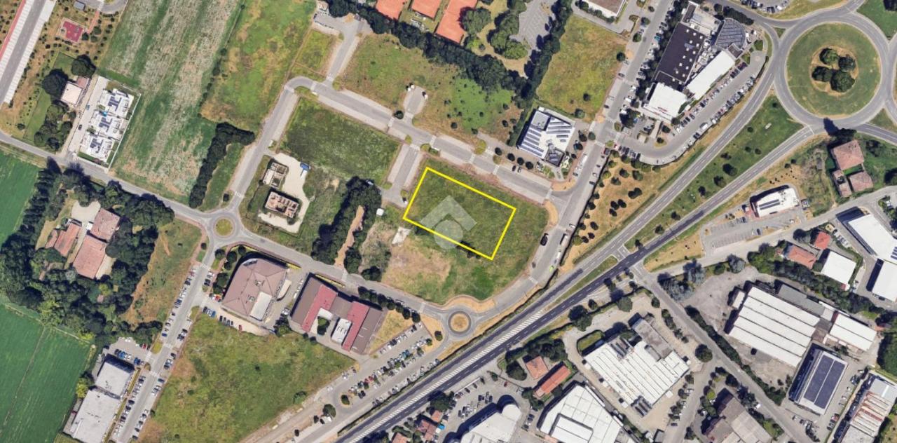 Grundstück in Carpi, Italy 2950m², Nr. 15496