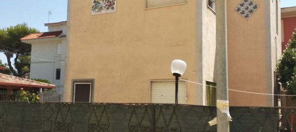 4 Schlafzimmer Villa in Mondragone, Italy, Nr. 371905 2