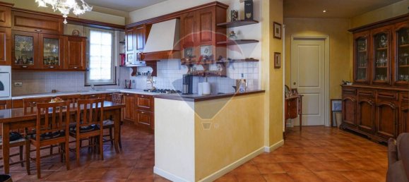 6 Schlafzimmer Villa in Stezzano, Italy, Nr. 14339 14