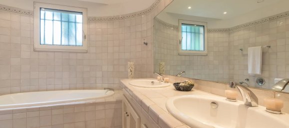 5 Schlafzimmer Villa in Antibes, France, Nr. 1436 19