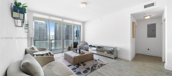 2 dormitorios propiedad comercial en venta en Miami, Miami-Dade, Florida, USA № 614410 9