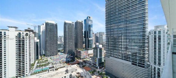 2 dormitorios propiedad comercial en venta en Miami, Miami-Dade, Florida, USA № 614410 2
