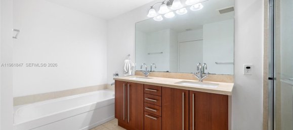 2 dormitorios propiedad comercial en venta en Miami, Miami-Dade, Florida, USA № 614410 16