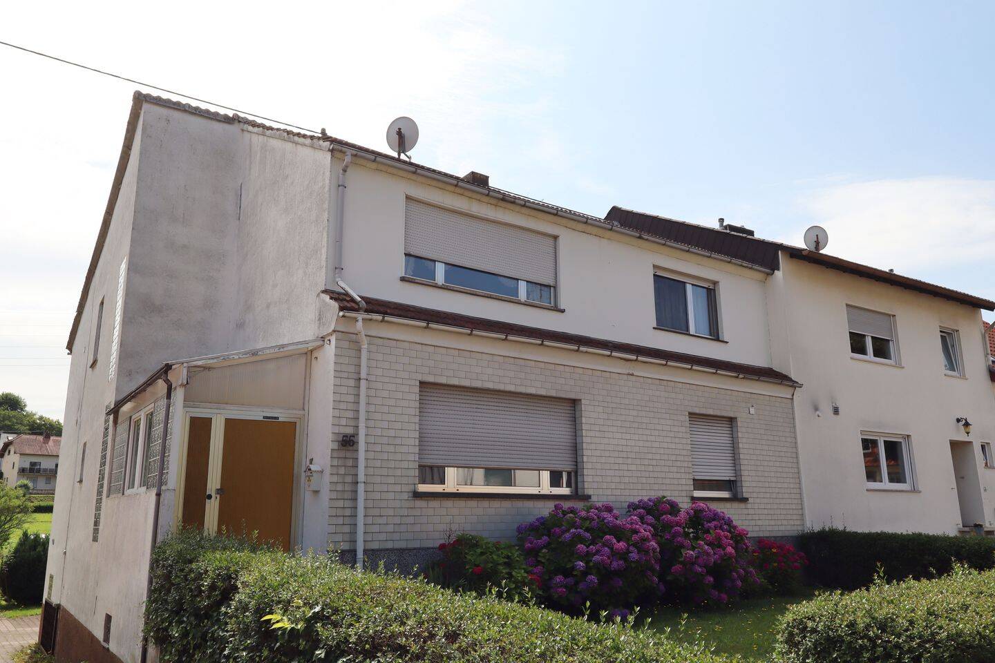 Moradia em banda de 8 divisões em Neunkirchen, Germany N.º 261104