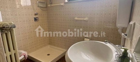 Дом с 6 спальнями в Караваджо, Италия № 87319 10