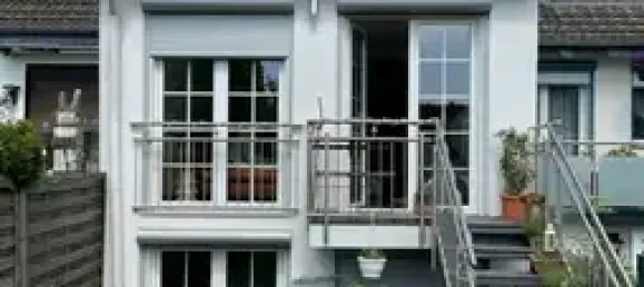 3 bedrooms Townhouse in Dusseldorf, Germany No. 95538 2