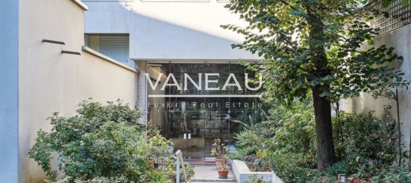 3 bedrooms Penthouse in Paris, France No. 167075 9