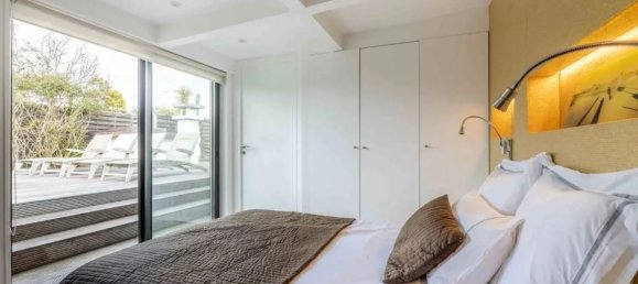 3 bedrooms Penthouse in Paris, France No. 167075 15