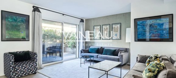 3 bedrooms Penthouse in Paris, France No. 167075 3