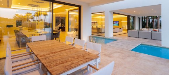 6 Schlafzimmer Villa in Nueva Andalucia, Spain, Nr. 3054 27