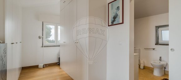 4 bedrooms House in Oeiras, Portugal No. 52637 37