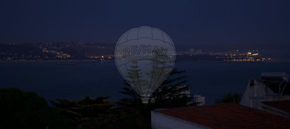 4 bedrooms House in Oeiras, Portugal No. 52637 3