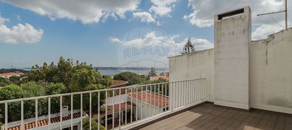 4 bedrooms House in Oeiras, Portugal No. 52637 6