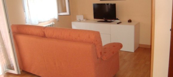 2 bedrooms Apartment in Madrid, Spain No. 189061 18