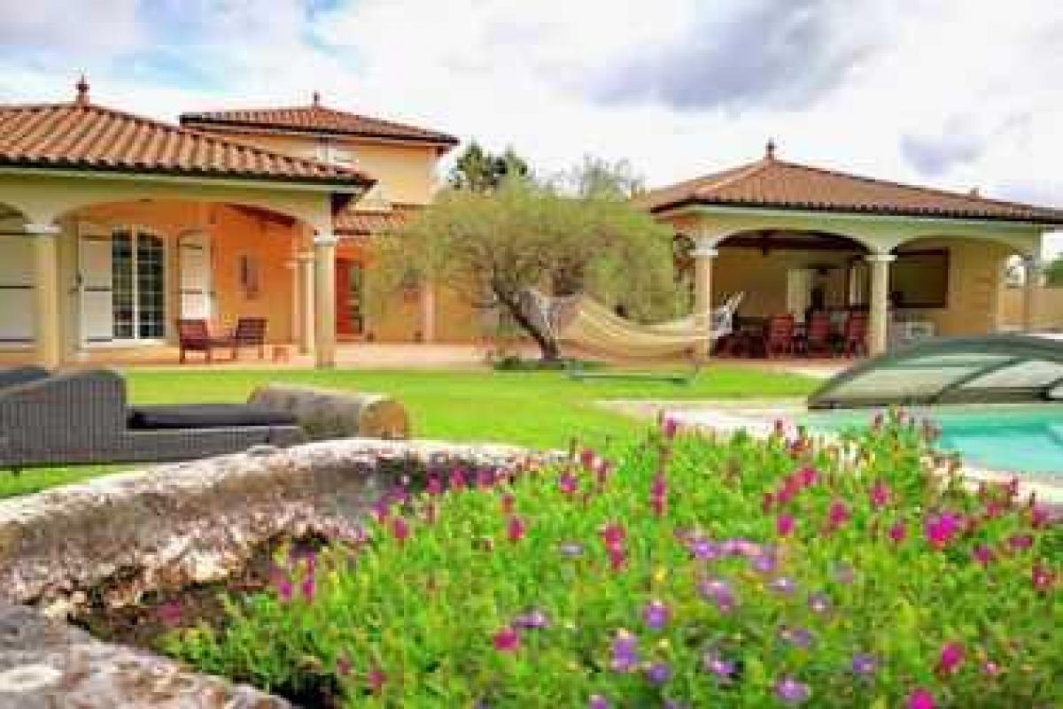 4 bedrooms House in Communay, France No. 27528