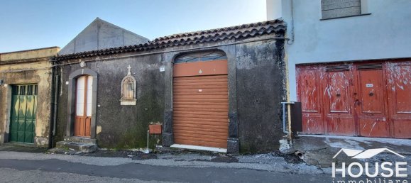 3 rooms House in Belpasso, Italy No. 285246 2