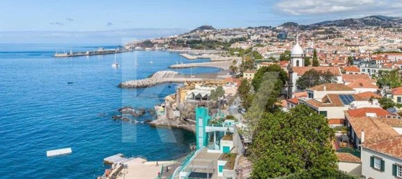 Здание 353м² в Фуншал, Португалия № 72841 2