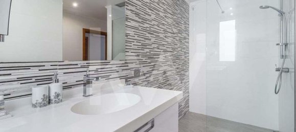 Здание 353м² в Фуншал, Португалия № 72841 13