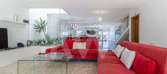 Здание 353м² в Фуншал, Португалия № 72841 8