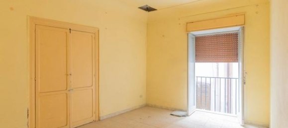 2-salle Bâtiment à Palermo, Italy No. 308194 5