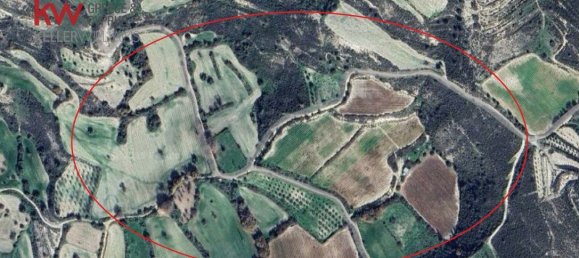 3514 m² terreno en venta en Pano Lefkara, Larnaka, Cyprus № 181220 2
