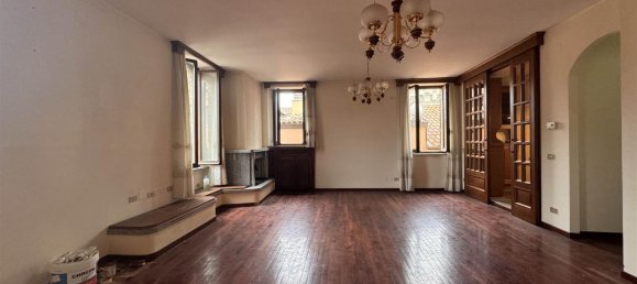 5 rooms Apartment in Fano, Italy No. 29911 4