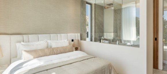 6 bedrooms Villa in Marbella, Spain No. 106162 20