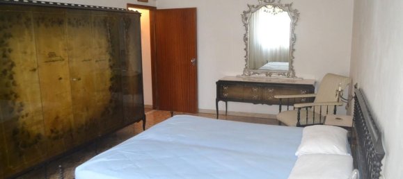 5 rooms Apartment in Poggibonsi, Italy No. 78436 16