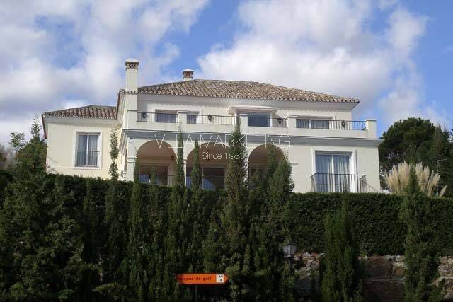 6 bedrooms Villa in Marbella, Spain No. 82213