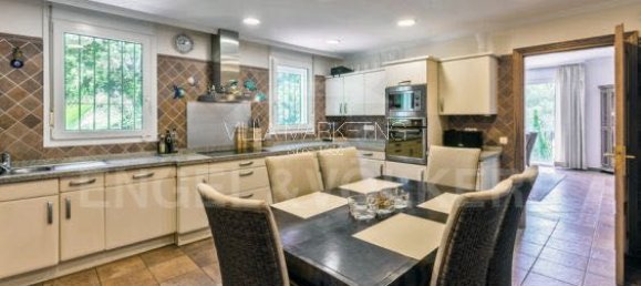 6 bedrooms Villa in Marbella, Spain No. 82213 6