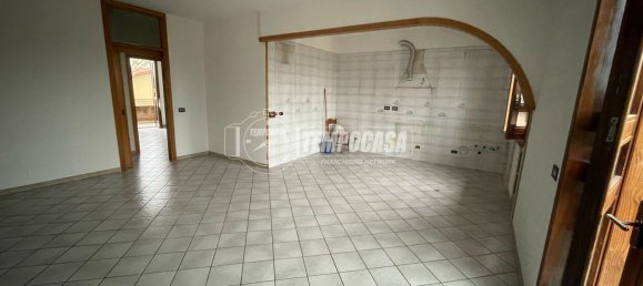 2 bedrooms Apartment in San Cesario sul Panaro, Italy No. 11348 2