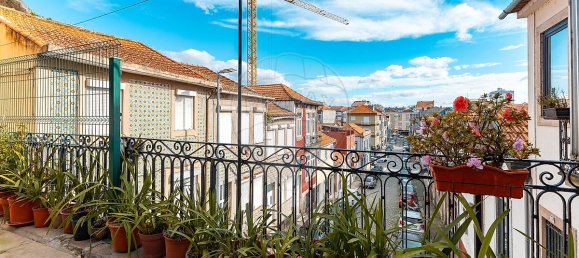 Casa de 3 dormitorios en Porto, Portugal No. 27371 22