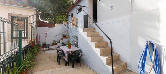 Casa de 3 dormitorios en Porto, Portugal No. 27371 20