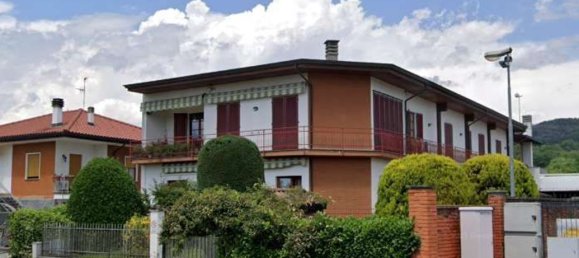 Квартира с 4 спальнями в Инворио, Италия № 359396 2