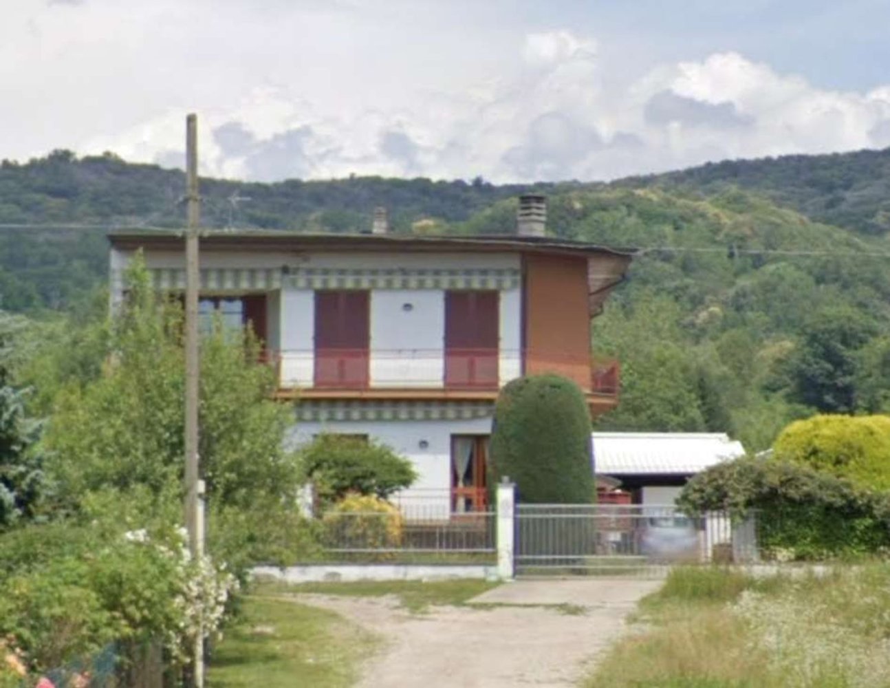 Квартира с 4 спальнями в Инворио, Италия № 359396