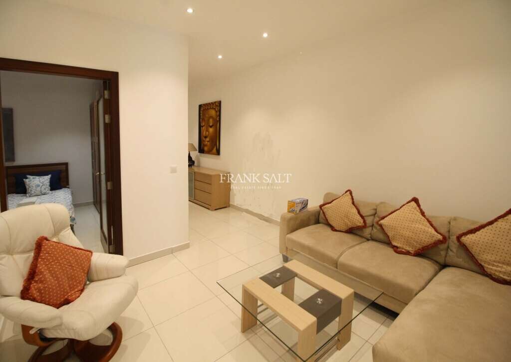 4 bedrooms Apartment in Santa Venera, Malta No. 3388