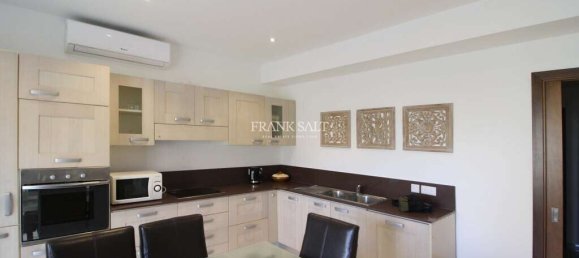 4 bedrooms Apartment in Santa Venera, Malta No. 3388 2
